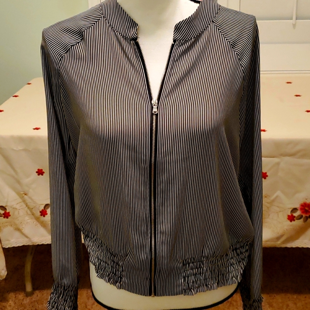Zippered jacket
